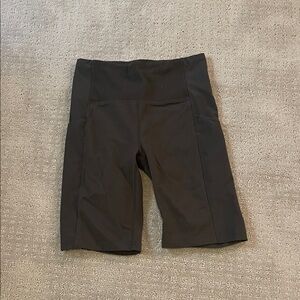 Athleta small ribbed gray pocket biker shorts spandex